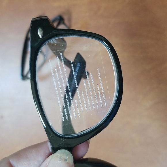 🕶3 PAIRS, SUNGLASSES & READING GLASSES - Picture 9 of 11